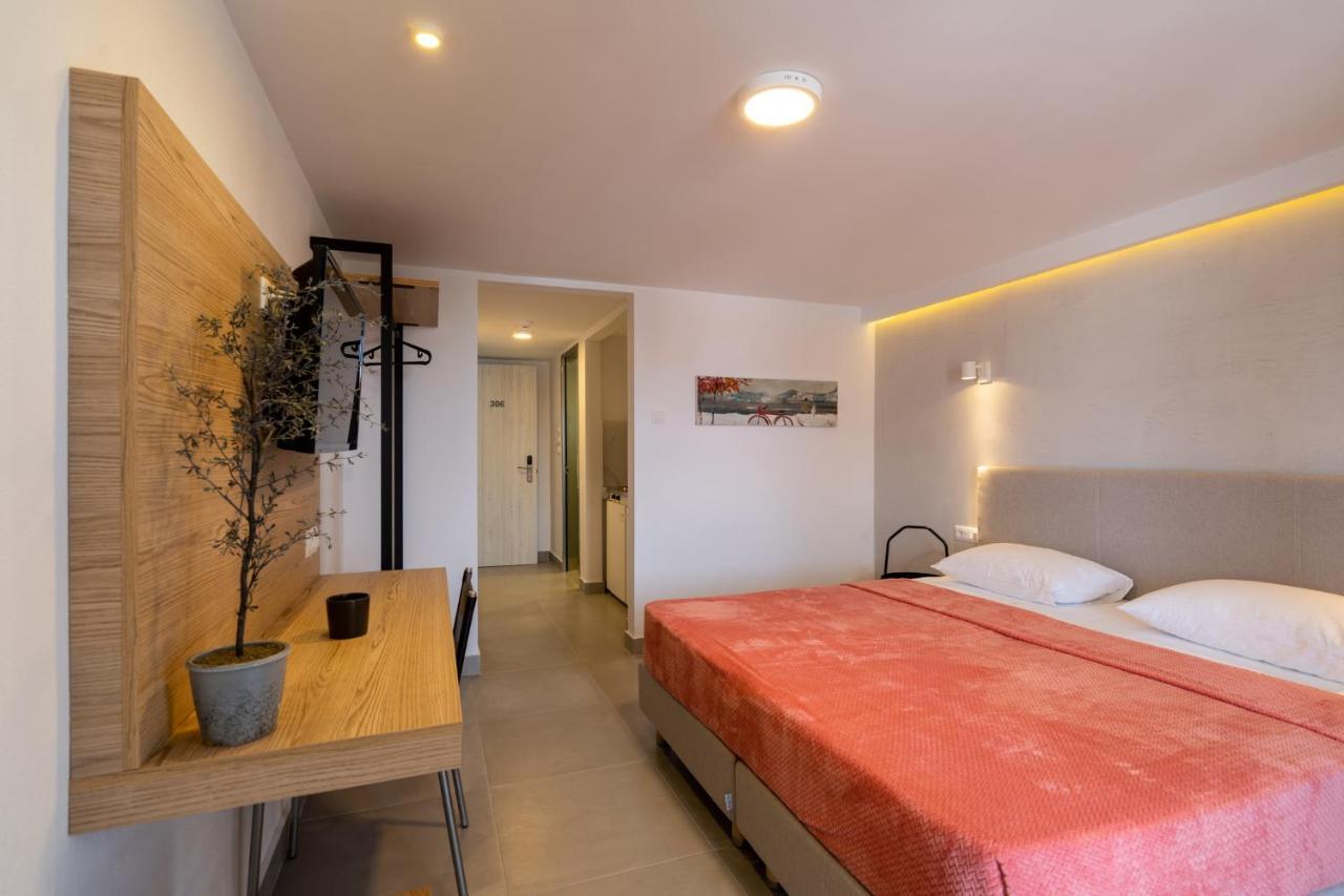Bemyguest Comfort Zefyros 尼欧波洛伊 外观 照片