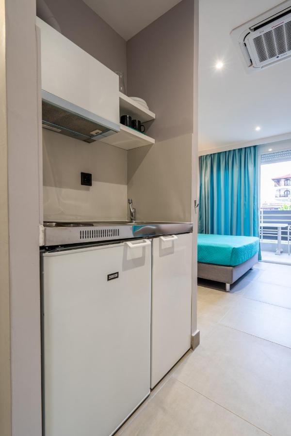 Bemyguest Comfort Zefyros 尼欧波洛伊 外观 照片